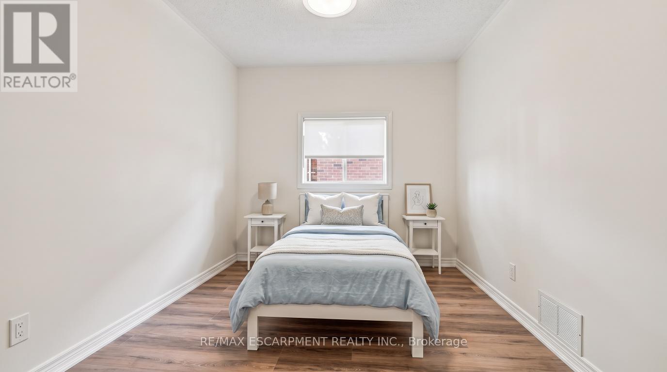 15 Dalrymple Drive Property Photo 25