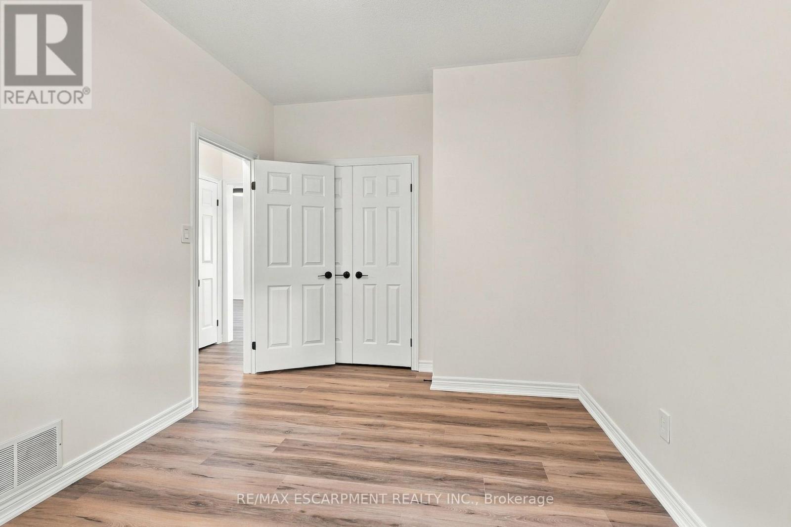 15 Dalrymple Drive Property Photo 27