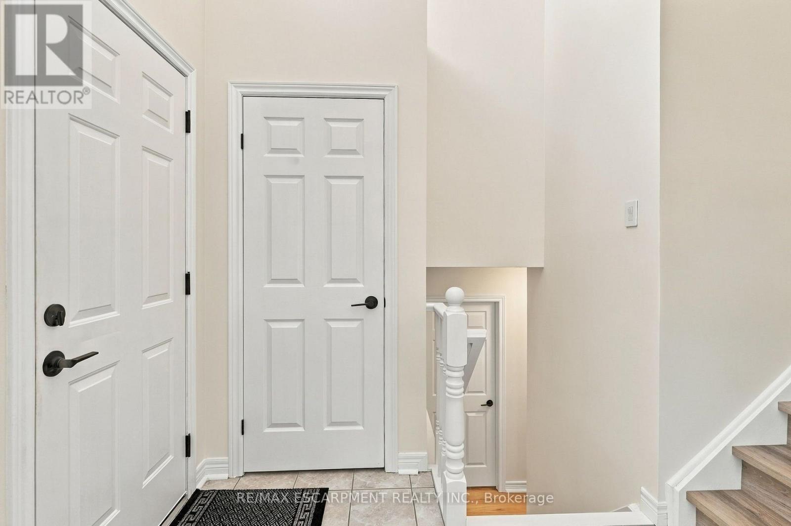 15 Dalrymple Drive Property Photo 28
