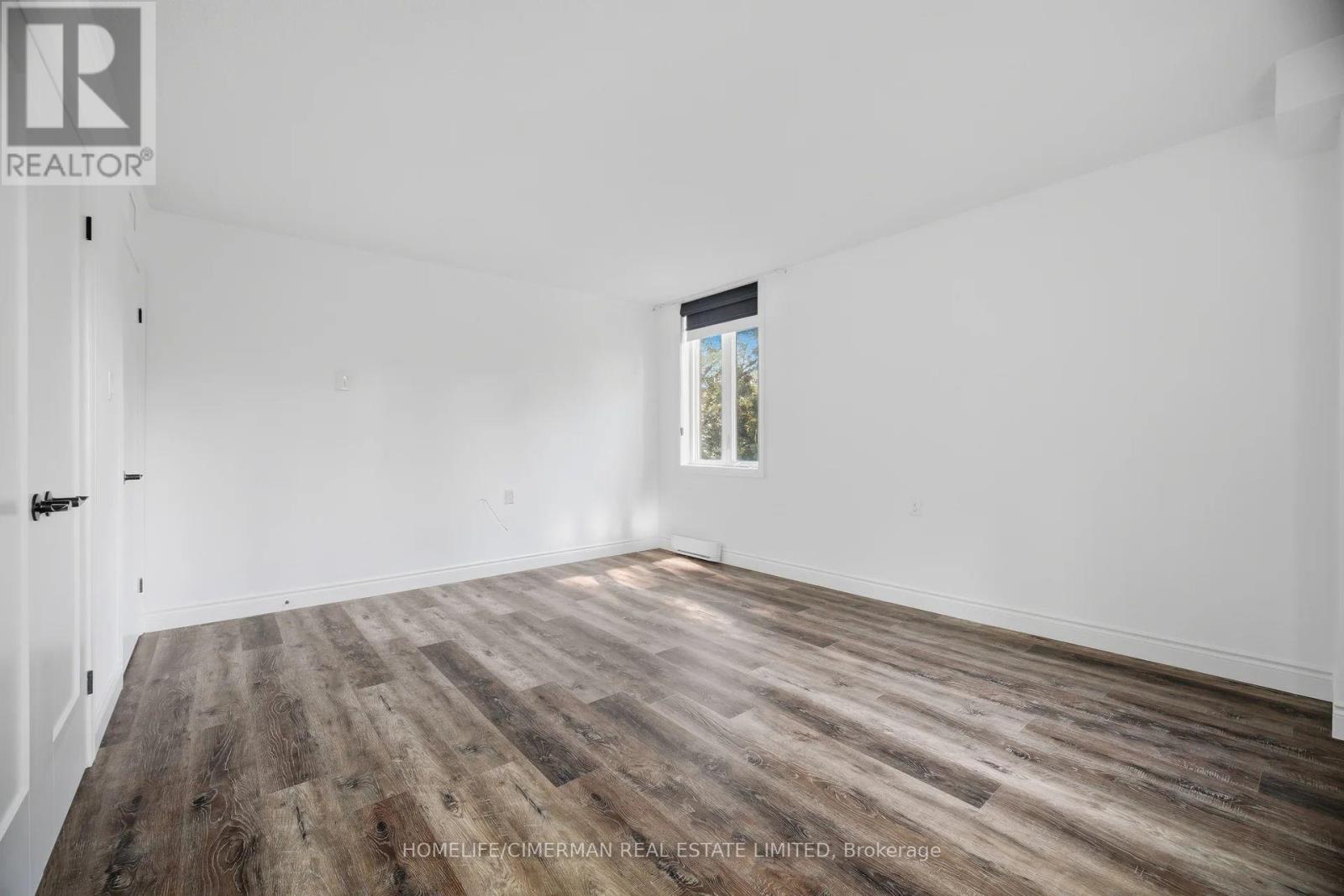 320 - 150 Wilson Street W Property Photo 30