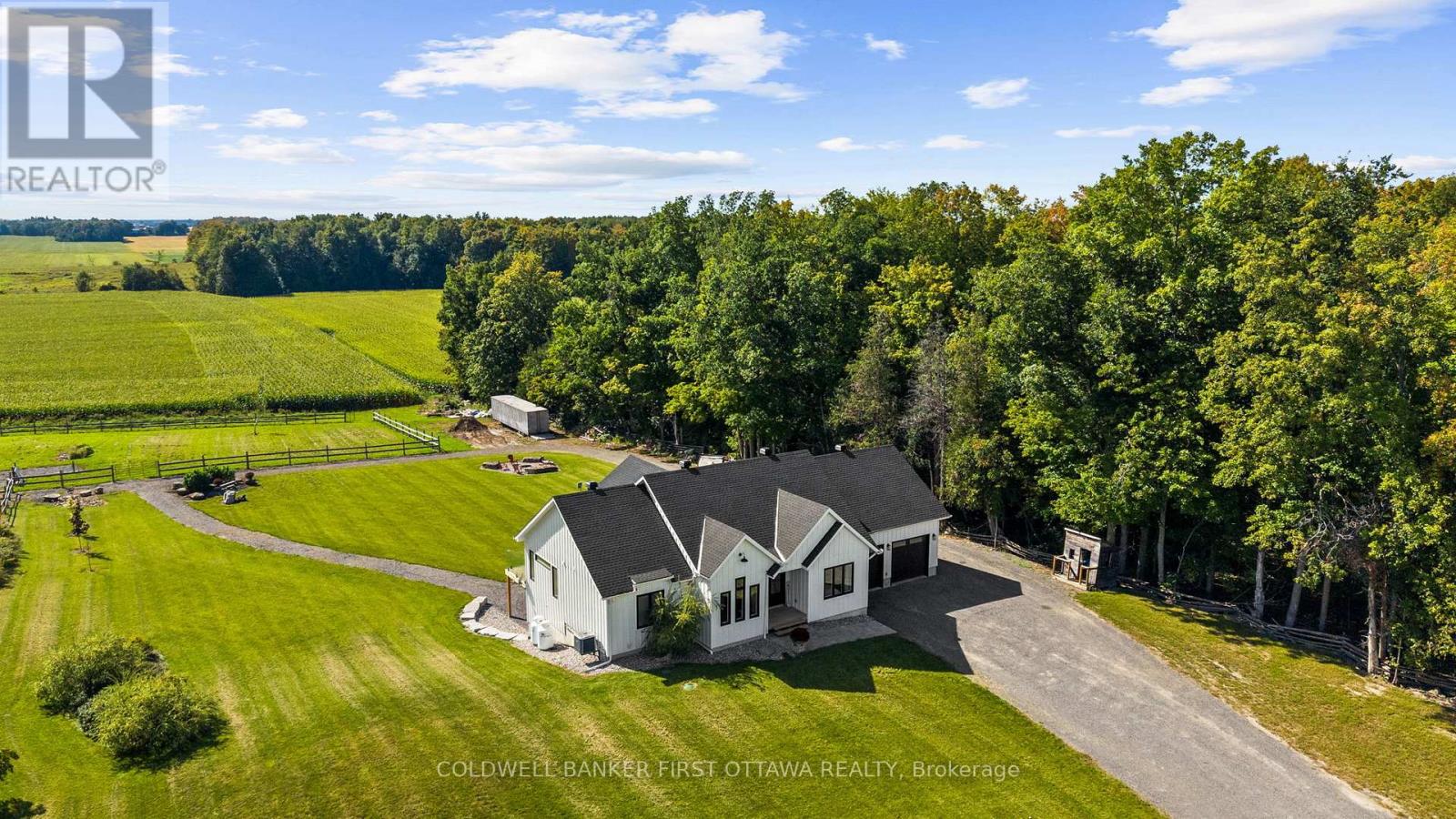 6780 Third Line Road S Property Photo 2