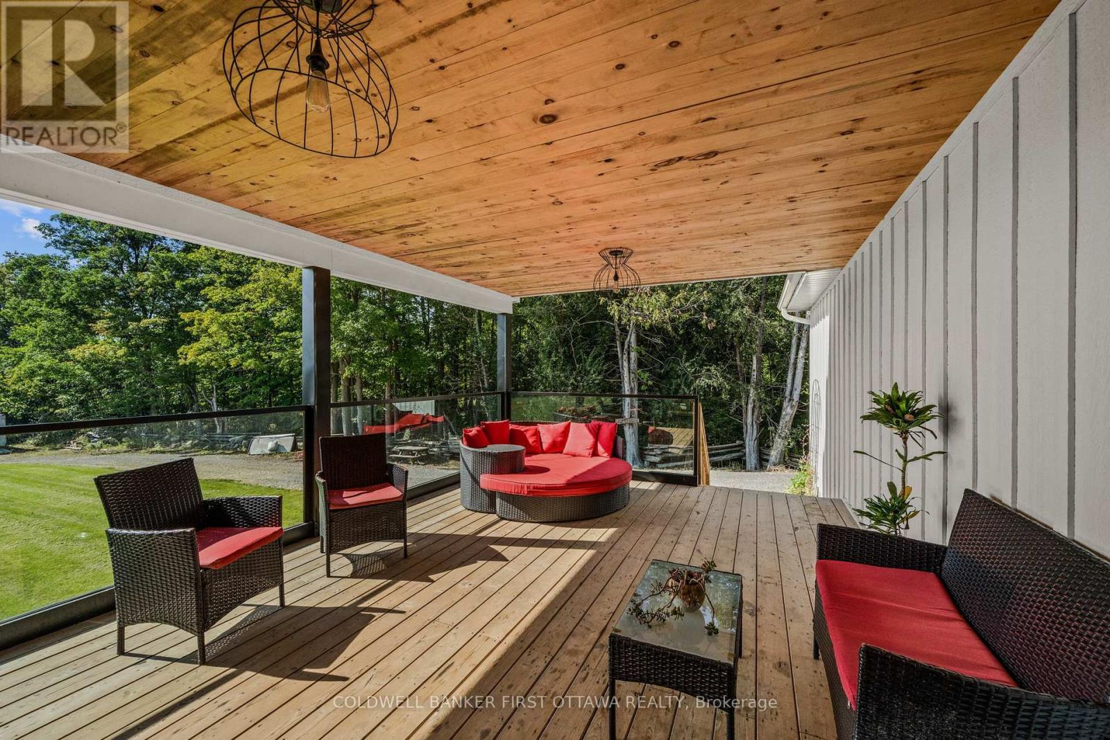 6780 Third Line Road S Property Photo 19