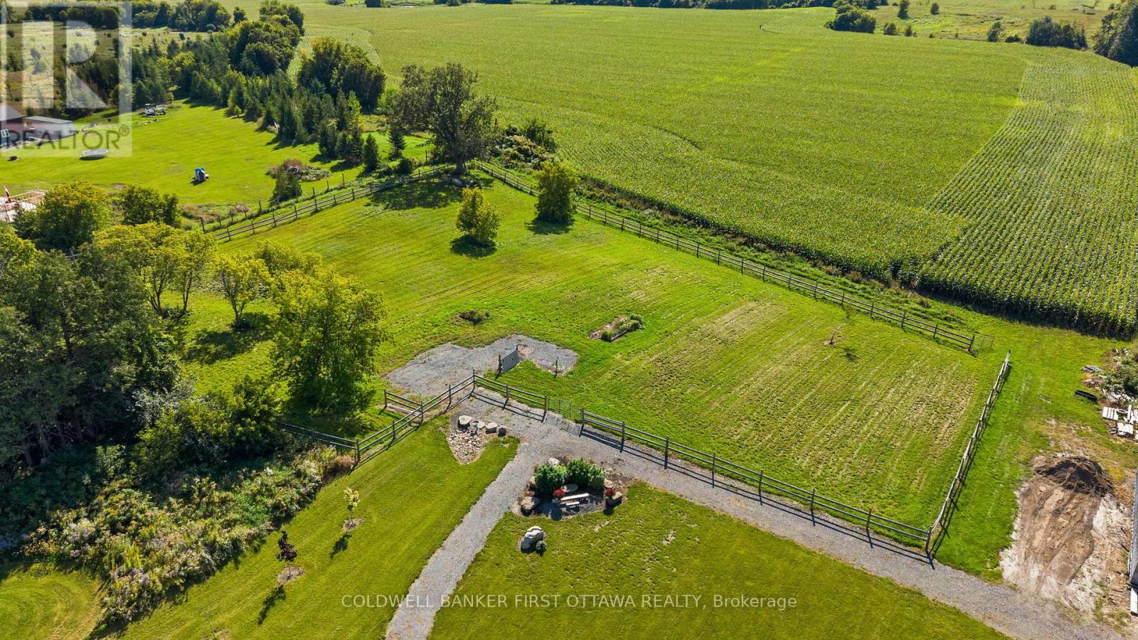 6780 Third Line Road S Property Photo 45