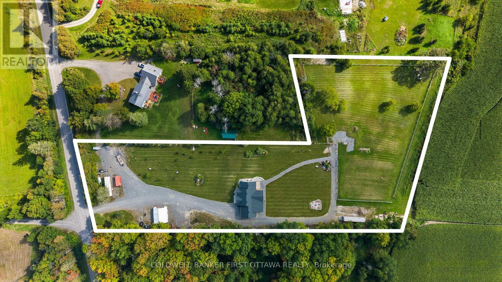 6780 Third Line Road S Property Photo 46