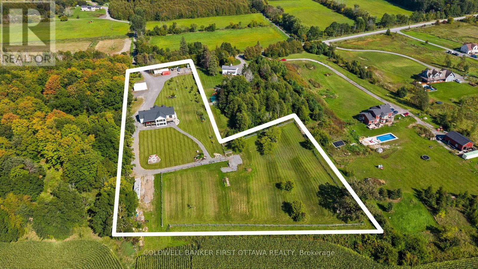 6780 Third Line Road S Property Photo 47