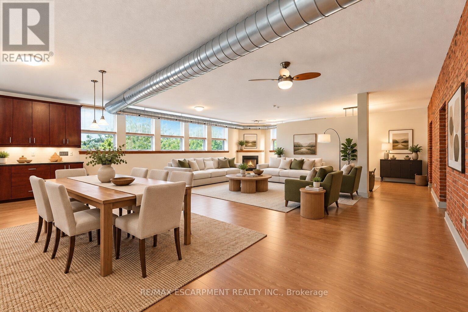 16 - 357 HUNTER STREET W Property Photo 1