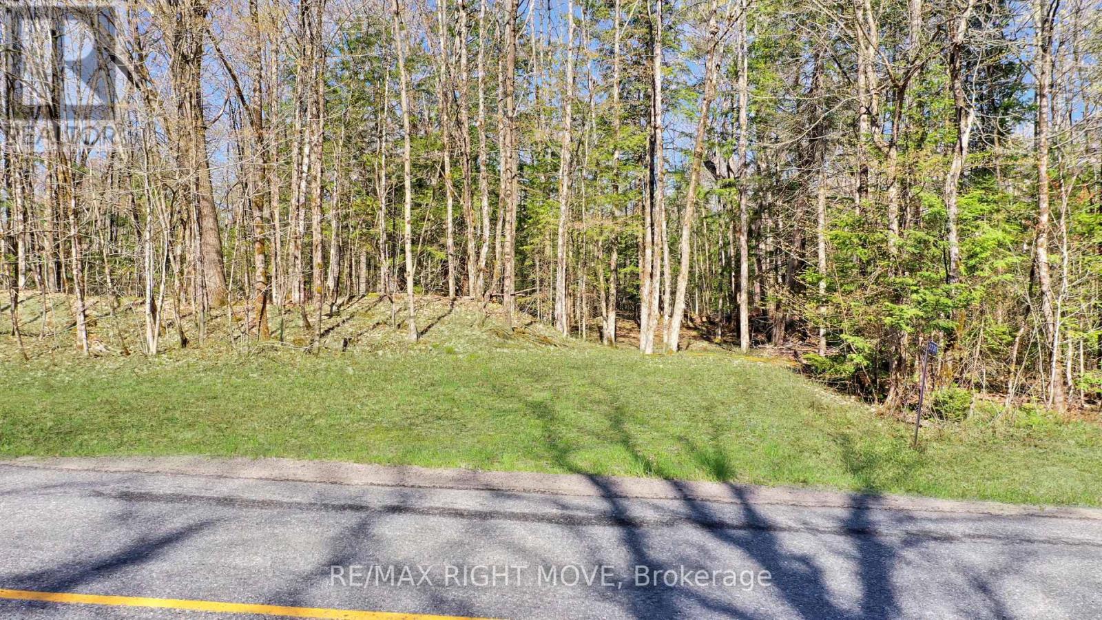 2731 Southwood Road Property Photo 2