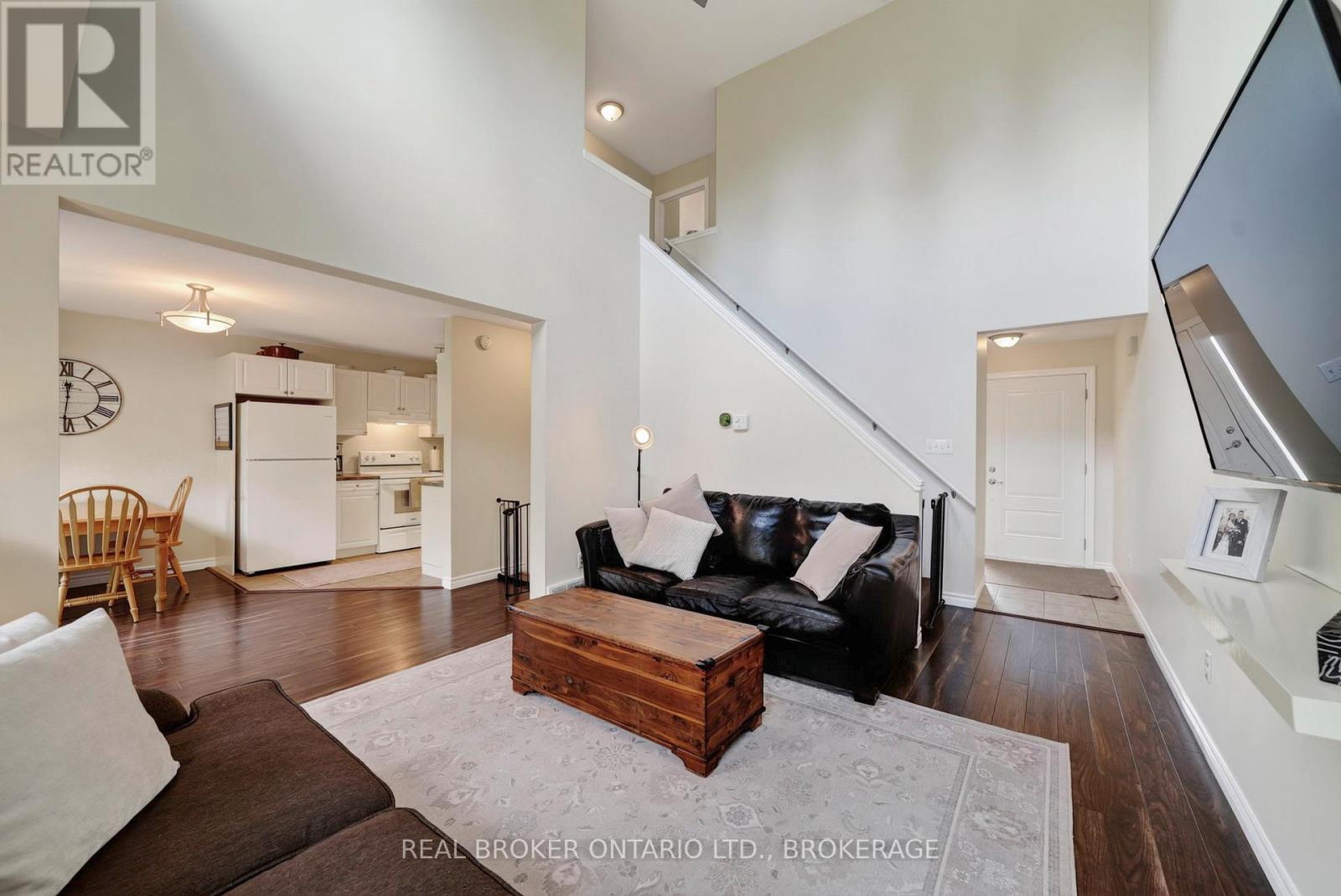 55 Abagail Crescent Property Photo 8