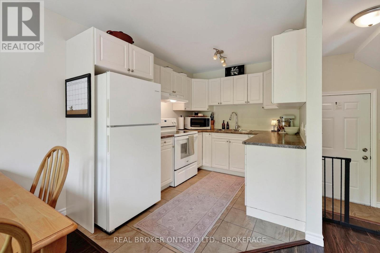 55 Abagail Crescent Property Photo 9