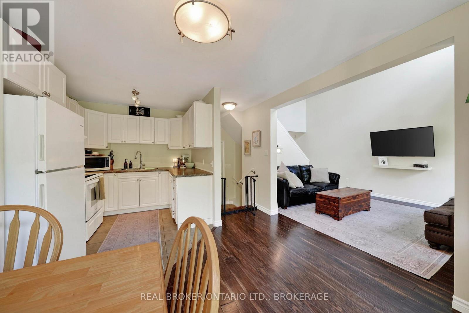 55 Abagail Crescent Property Photo 13