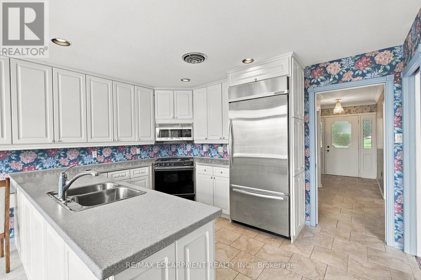 26 Leslie Drive Property Photo 14