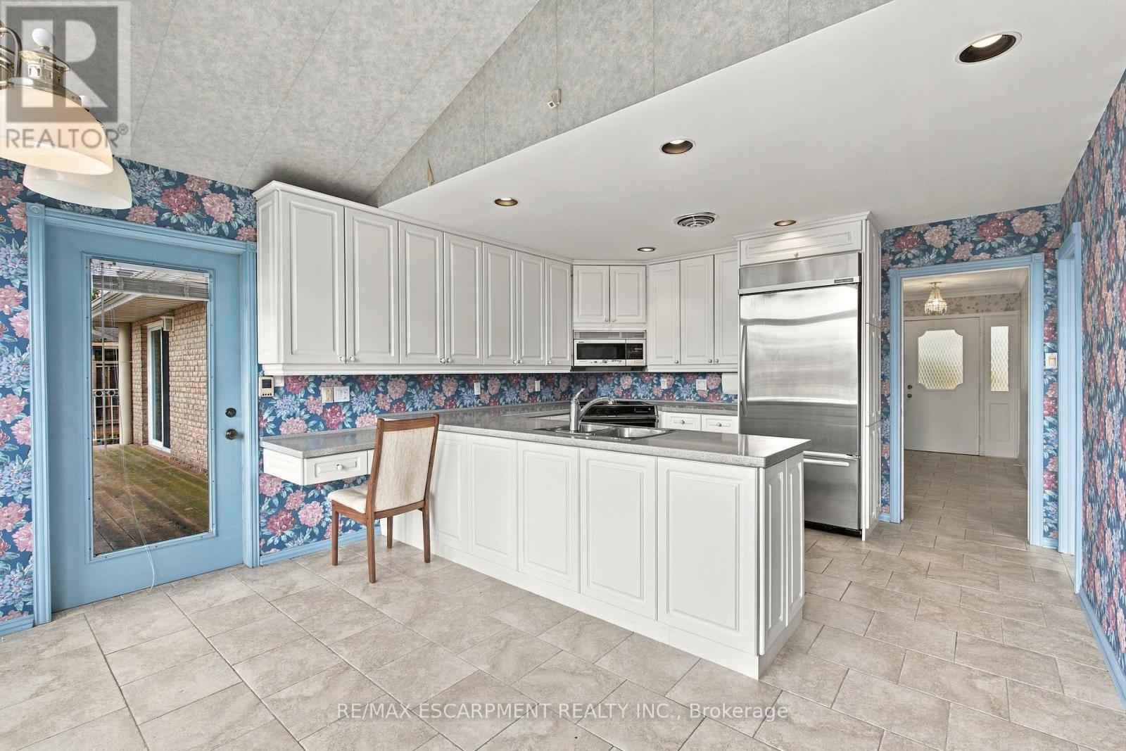 26 Leslie Drive Property Photo 16