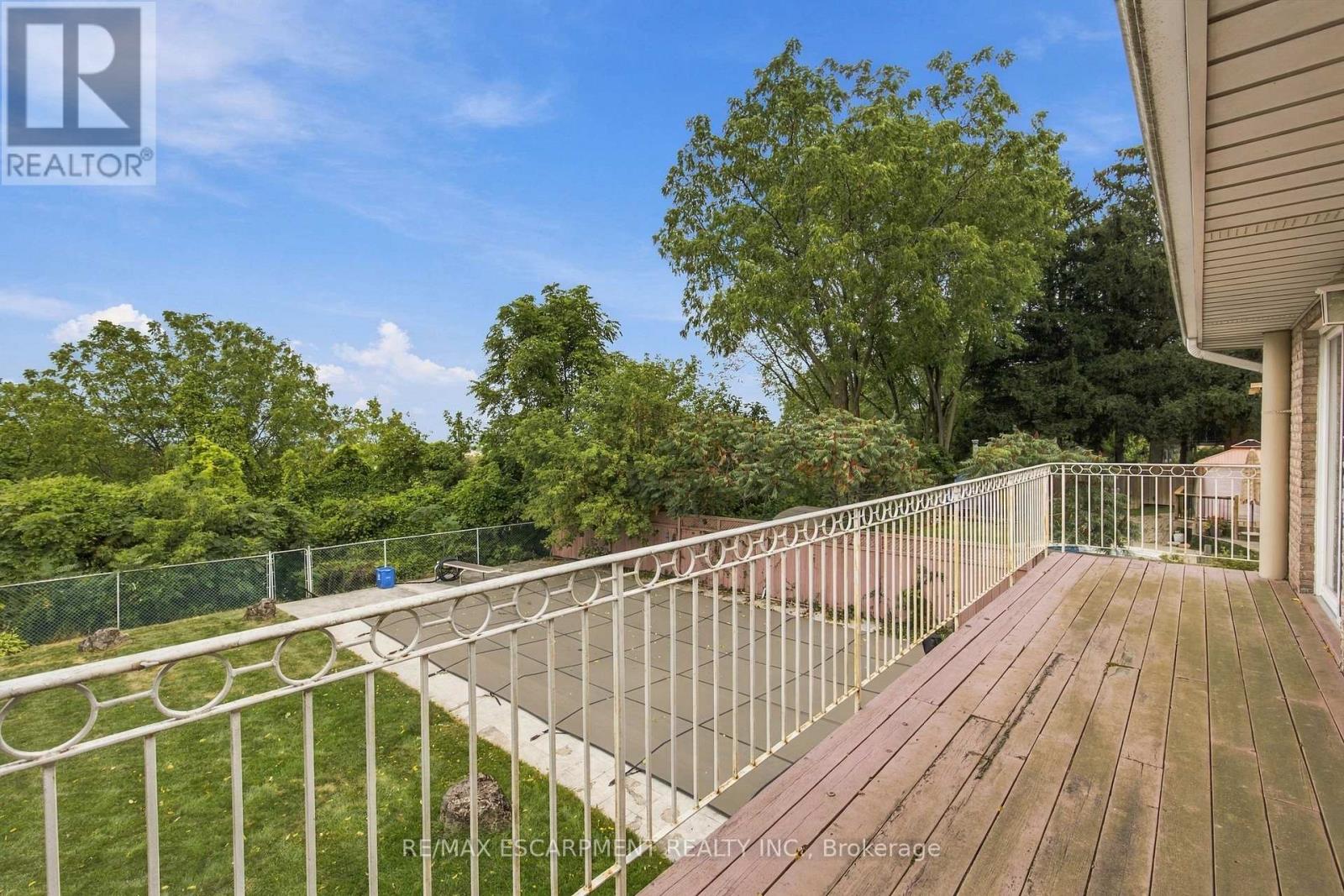 26 Leslie Drive Property Photo 18