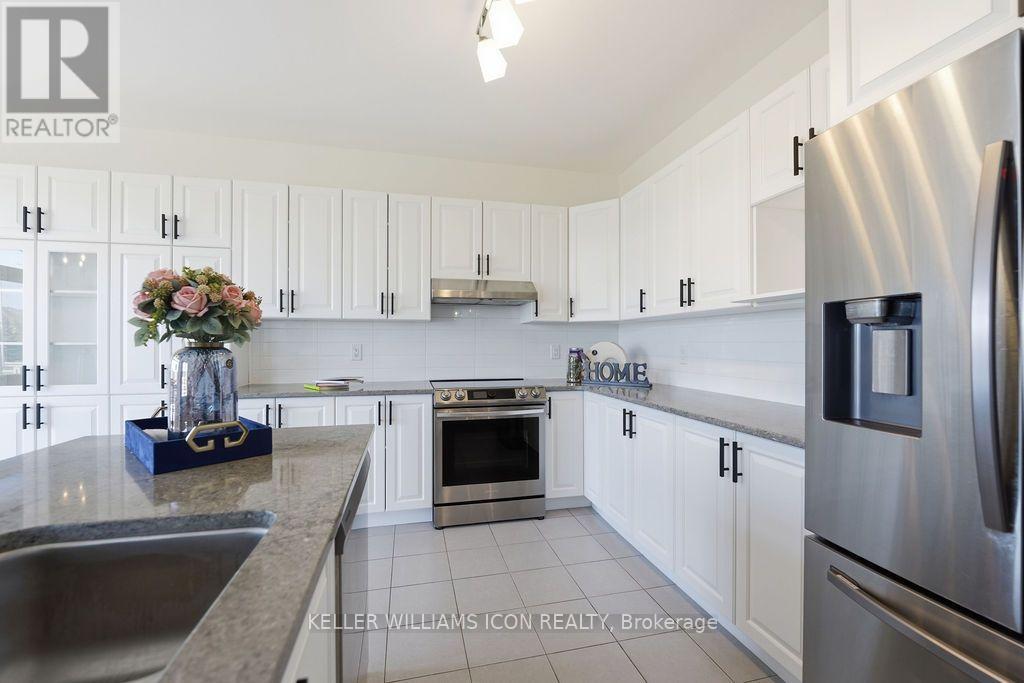 15 Aura Avenue Property Photo 16