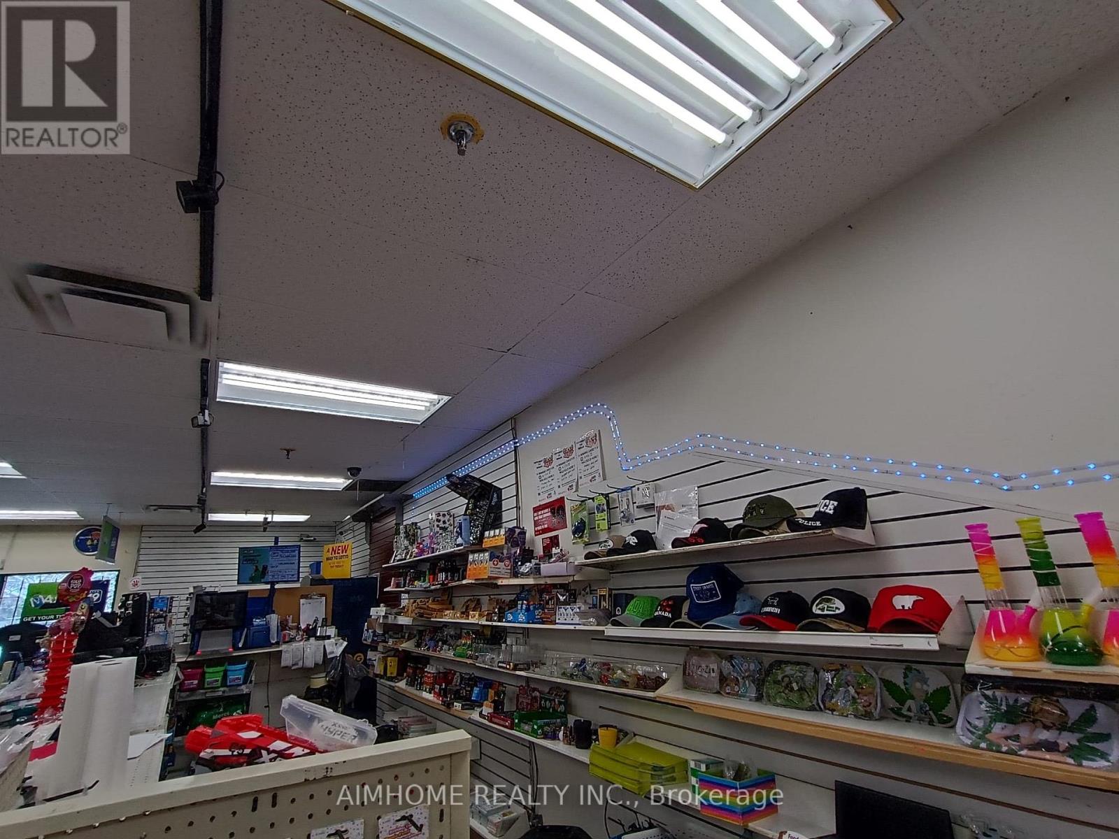 1141 Highbury Avenue N Property Photo 13