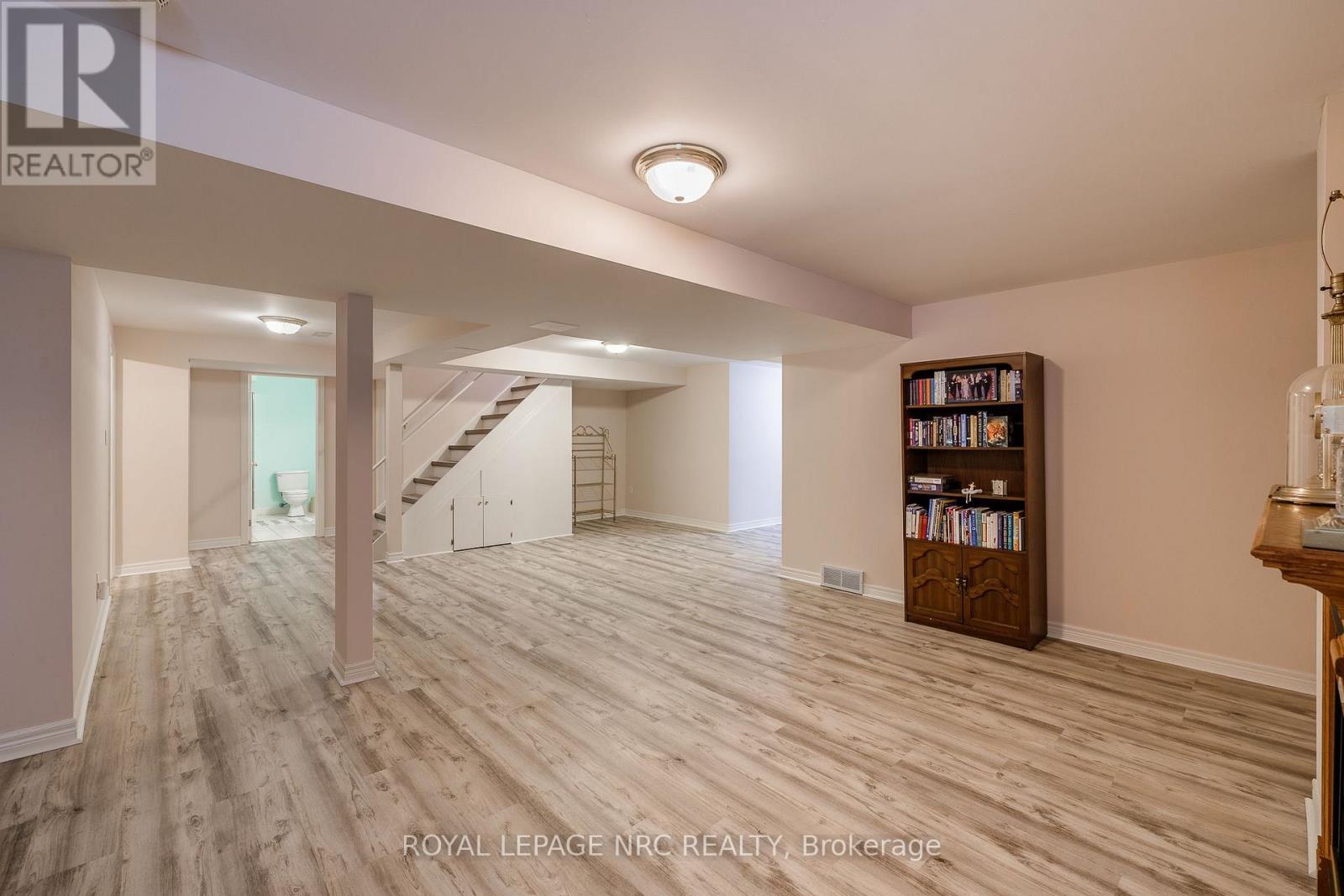 7621 Cameron Court Property Photo 23