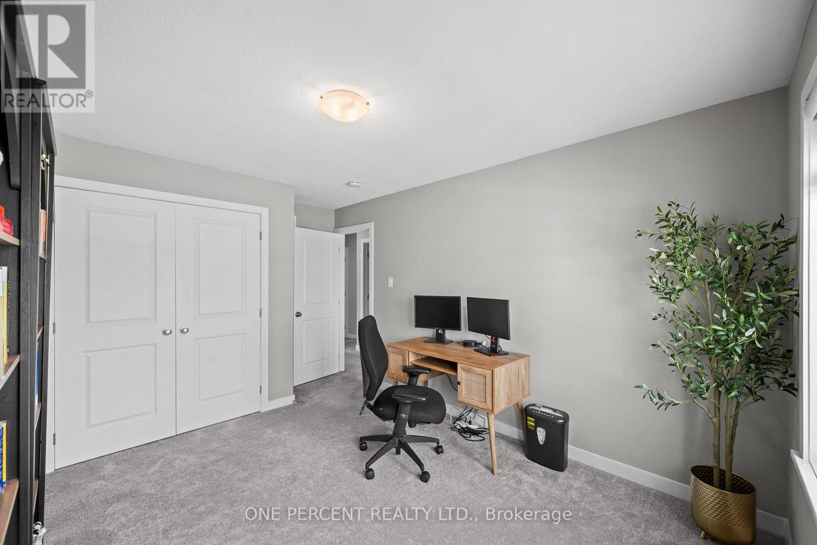 14 Stanzel Drive Property Photo 31