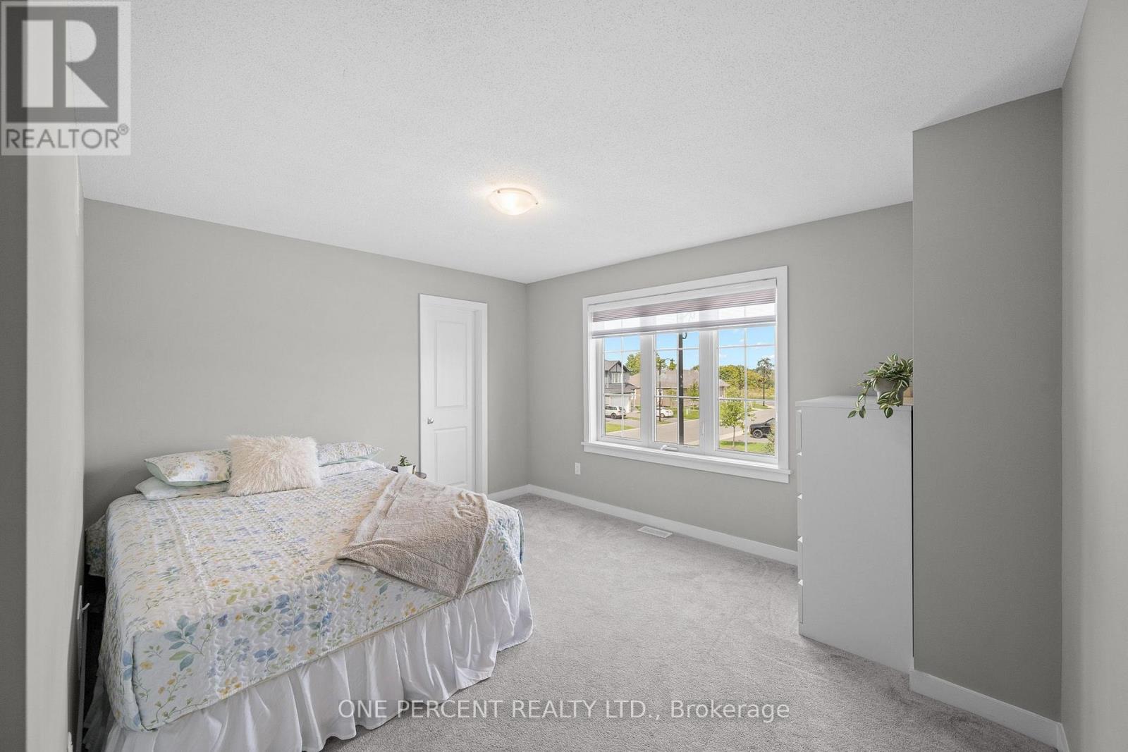 14 Stanzel Drive Property Photo 32