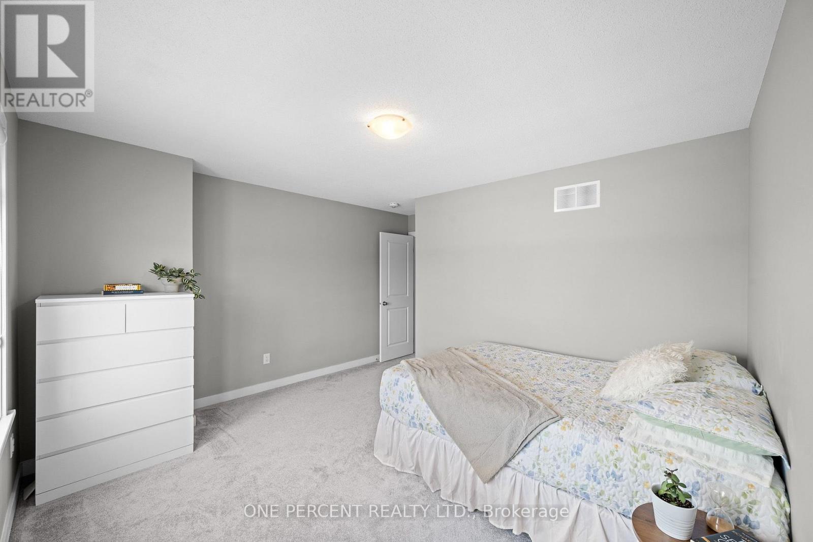 14 Stanzel Drive Property Photo 33