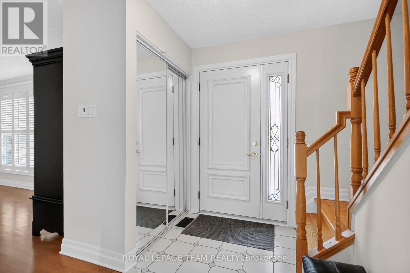1069 Cahill Drive W Property Photo 19