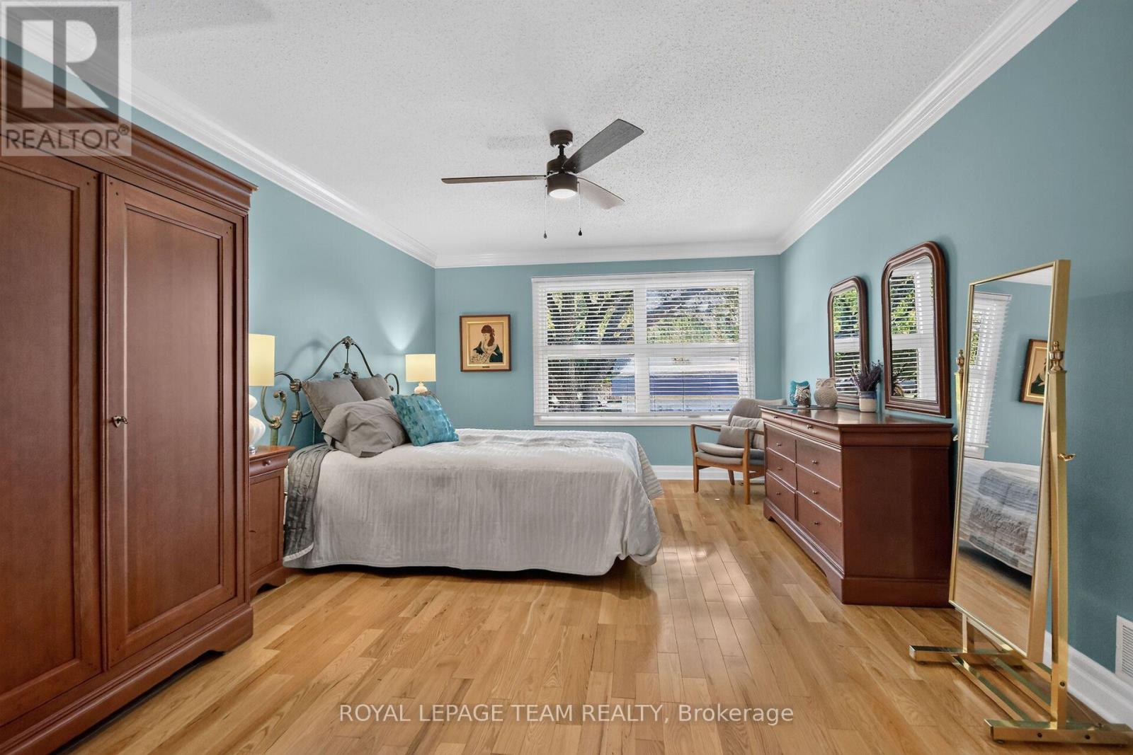 1069 Cahill Drive W Property Photo 20