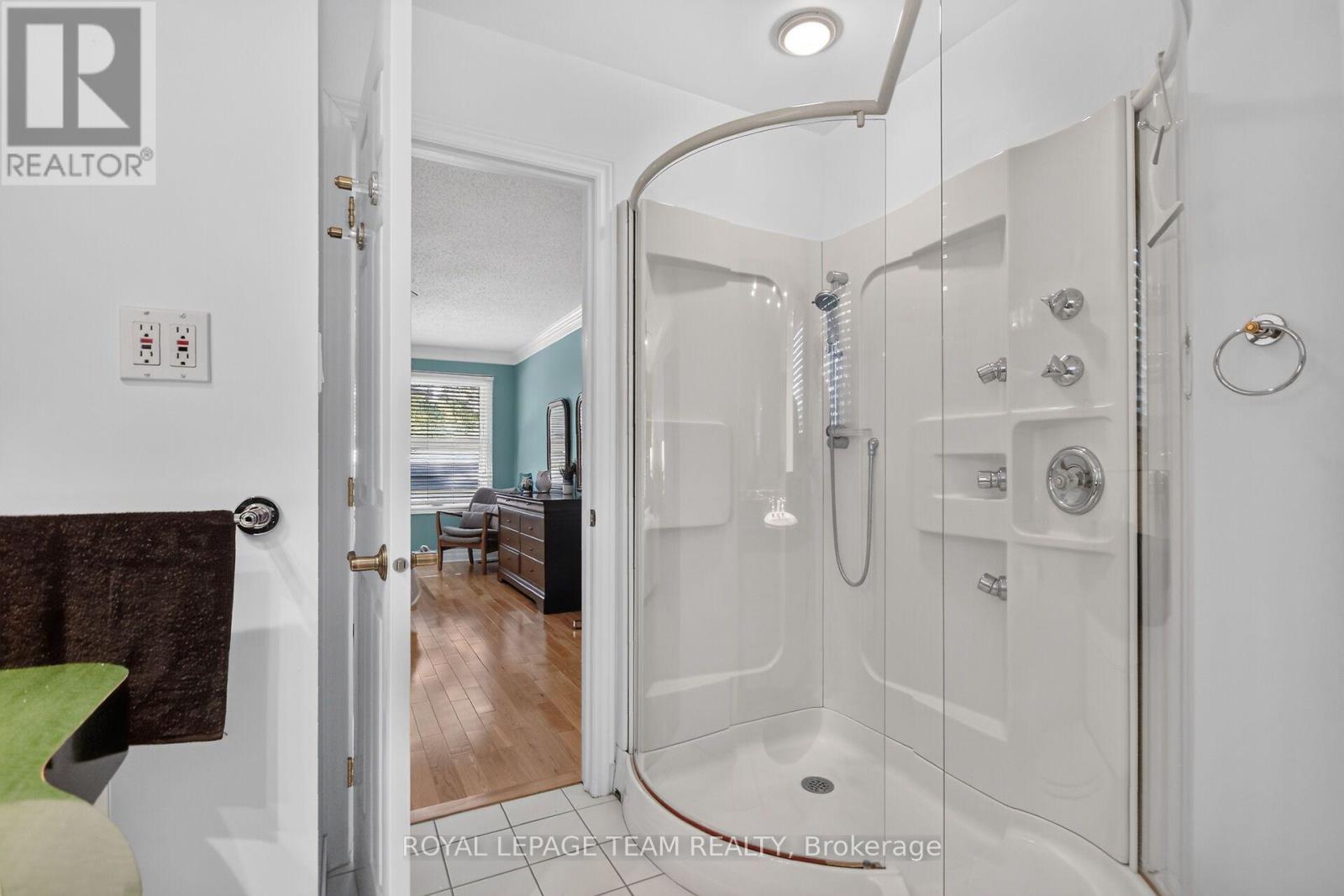 1069 Cahill Drive W Property Photo 24