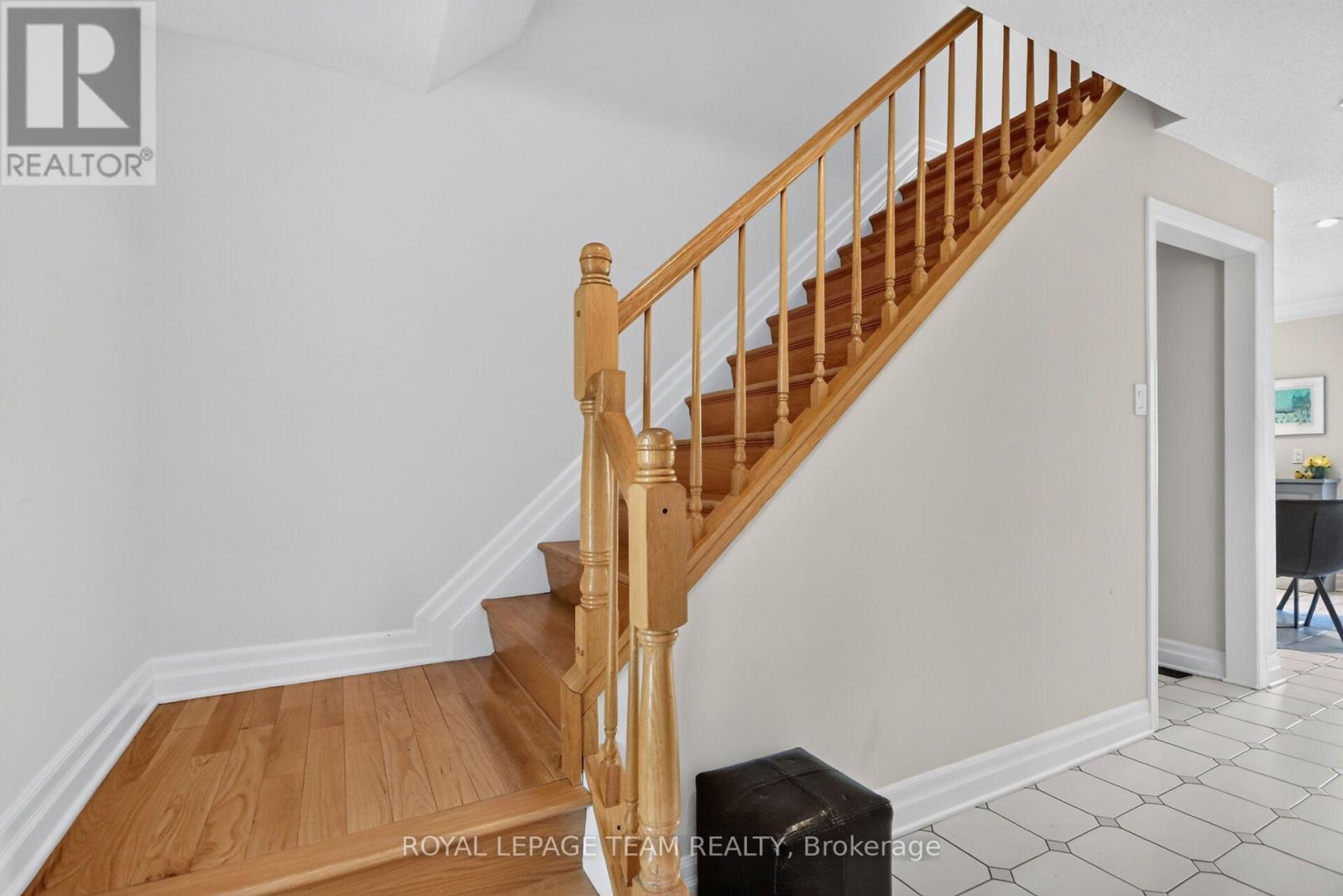 1069 Cahill Drive W Property Photo 33