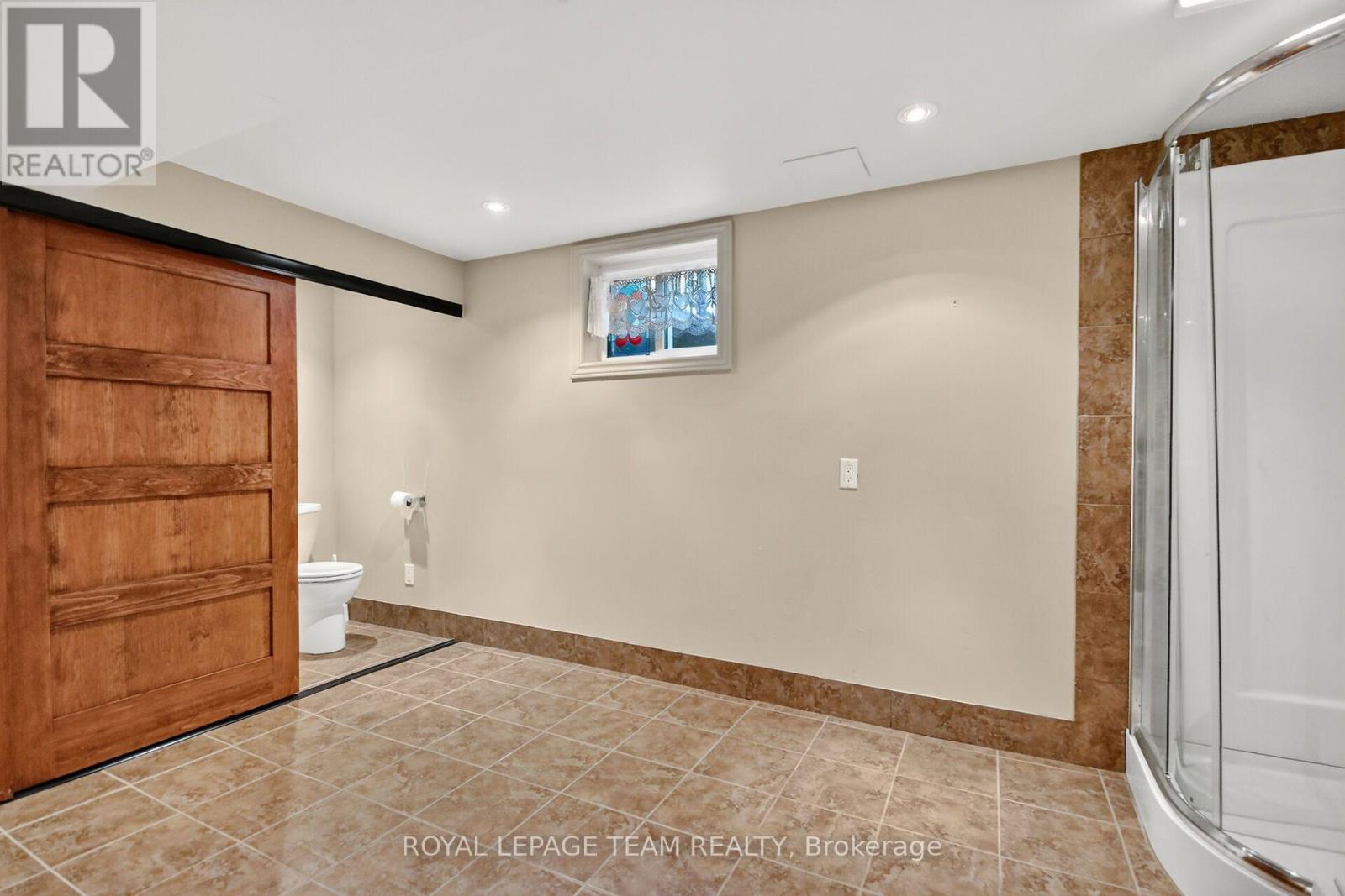 1069 Cahill Drive W Property Photo 38