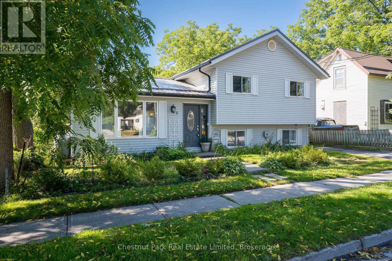 6 Spencer Street Property Photo 2