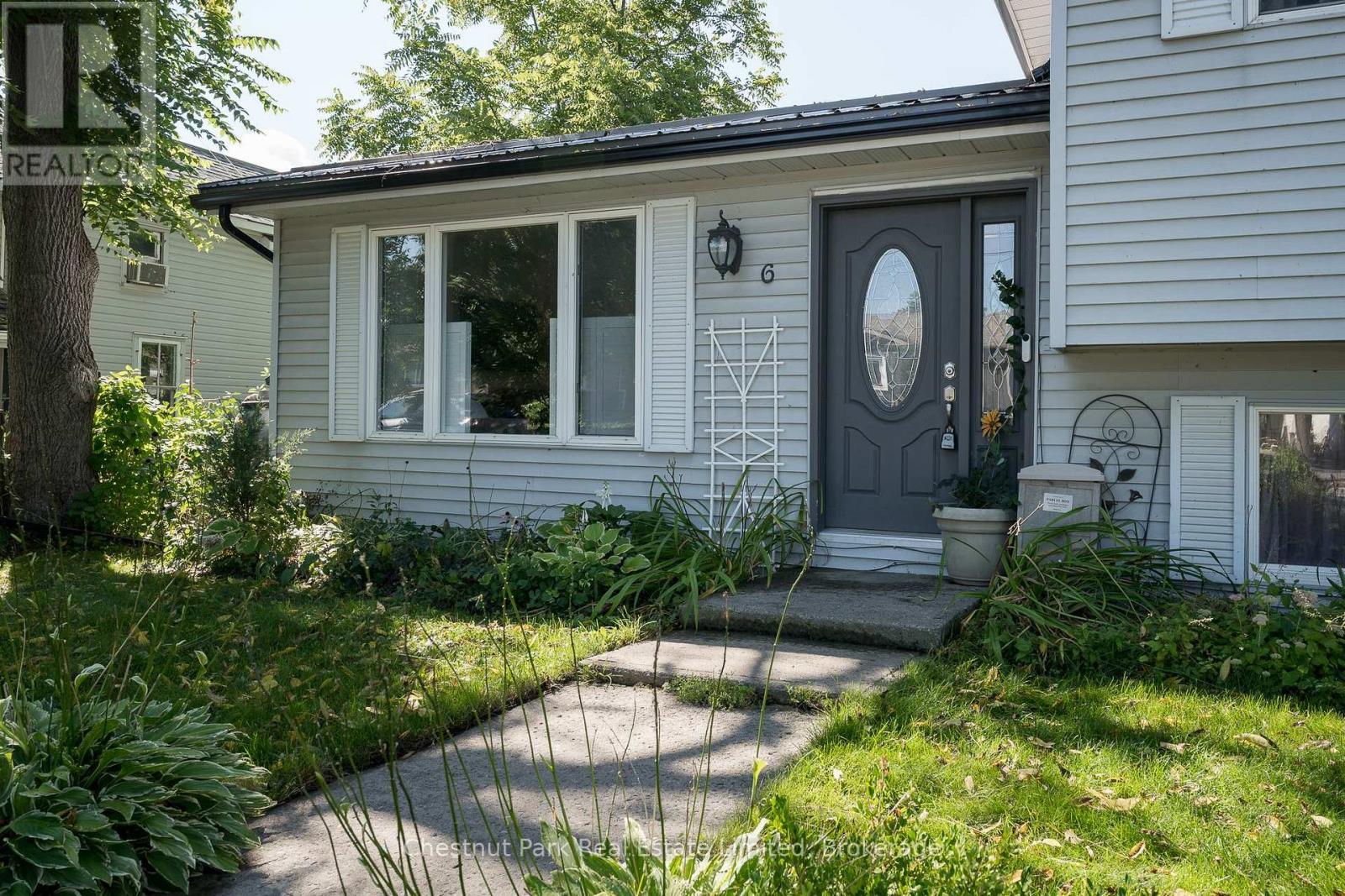6 Spencer Street Property Photo 4