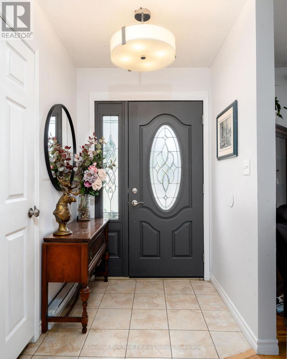 6 Spencer Street Property Photo 5