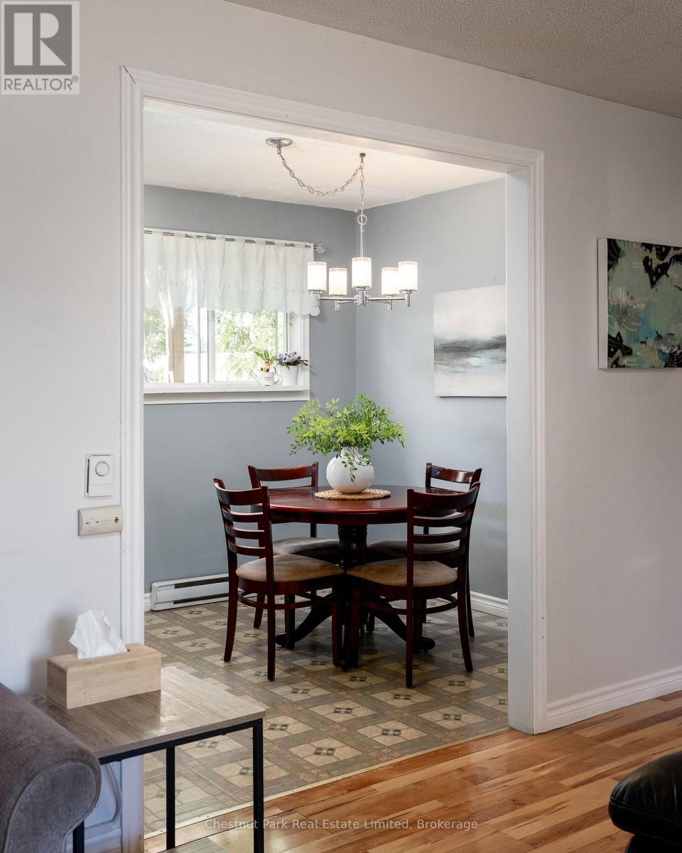 6 Spencer Street Property Photo 10
