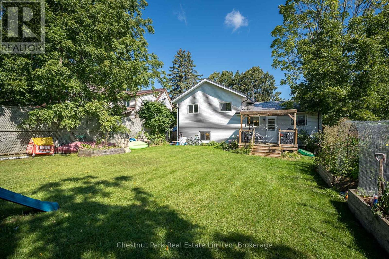 6 Spencer Street Property Photo 30