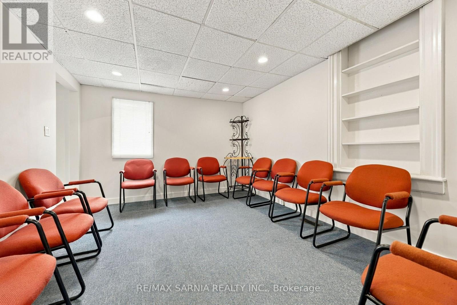 148 Vidal Street N Property Photo 19