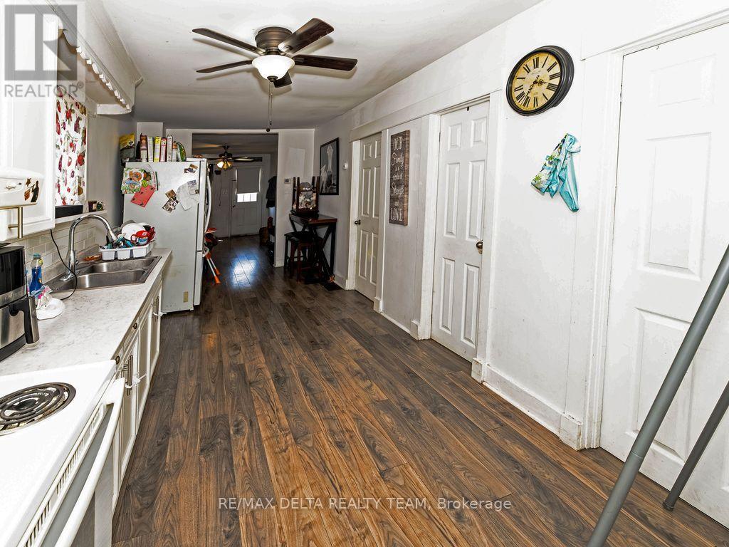 212 Mc Connell Avenue Property Photo 8