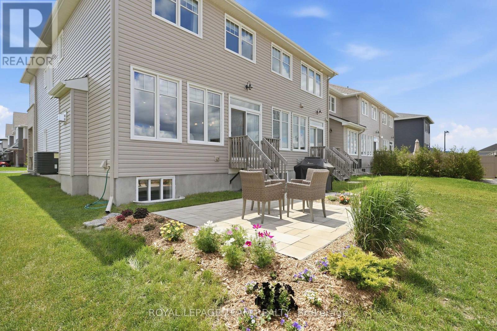 715 Maverick Crescent Property Photo 39