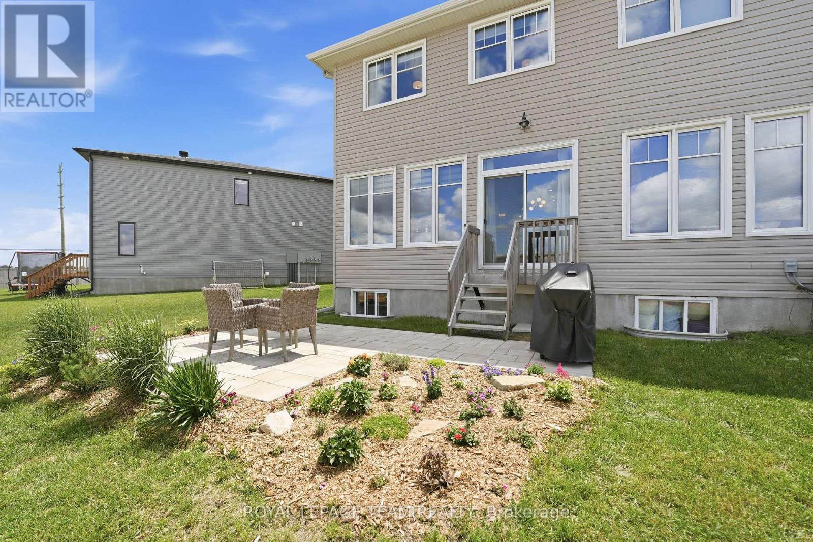 715 Maverick Crescent Property Photo 40