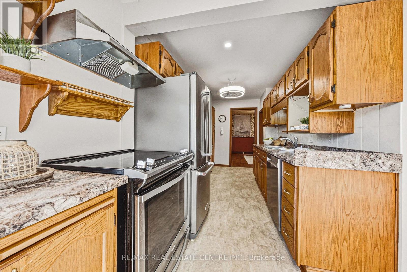 950 Hamilton Street Property Photo 17
