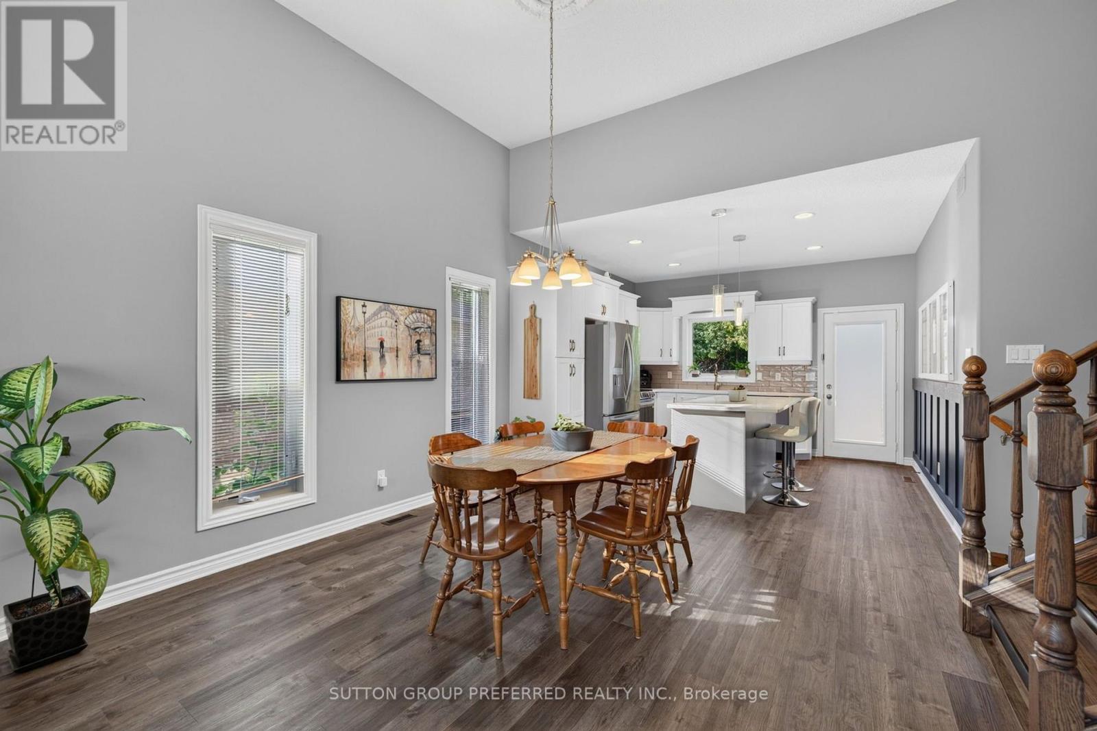 20 Turnberry Drive Property Photo 7