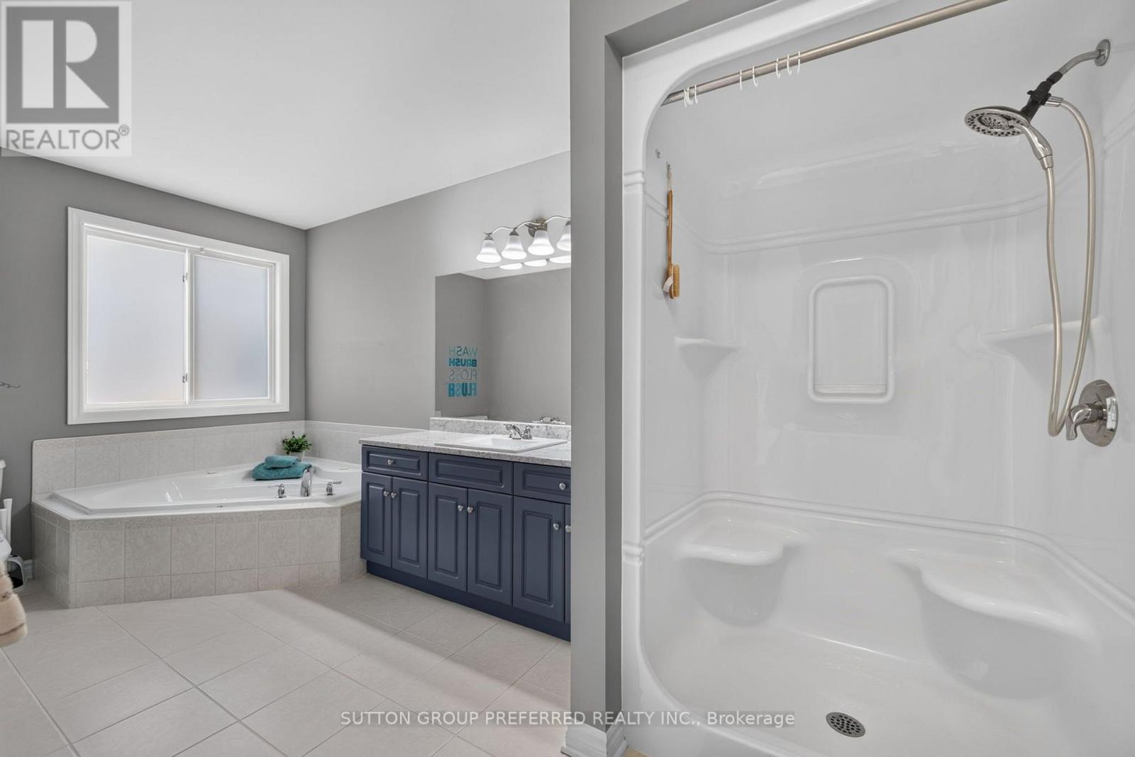 20 Turnberry Drive Property Photo 31
