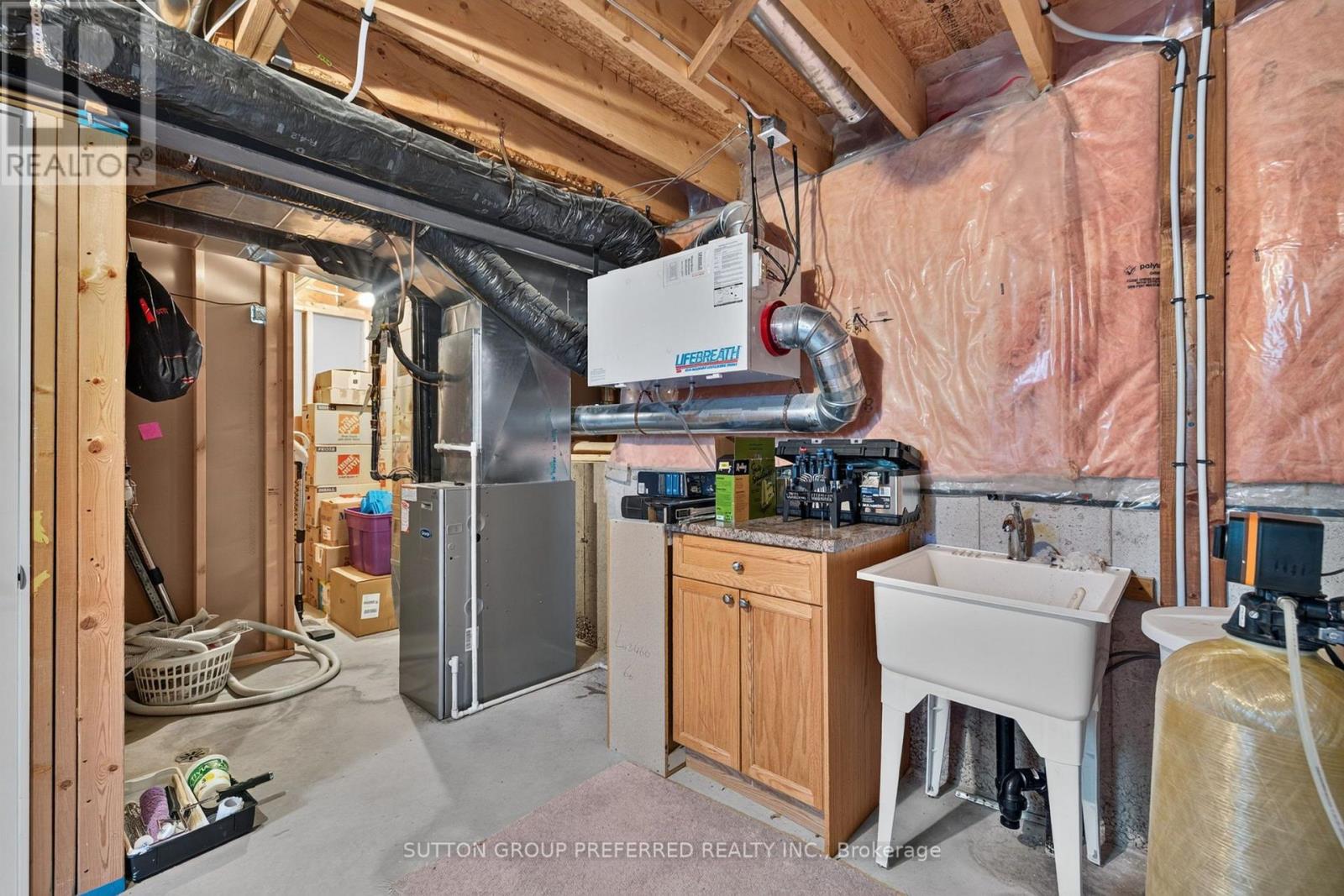 20 Turnberry Drive Property Photo 34