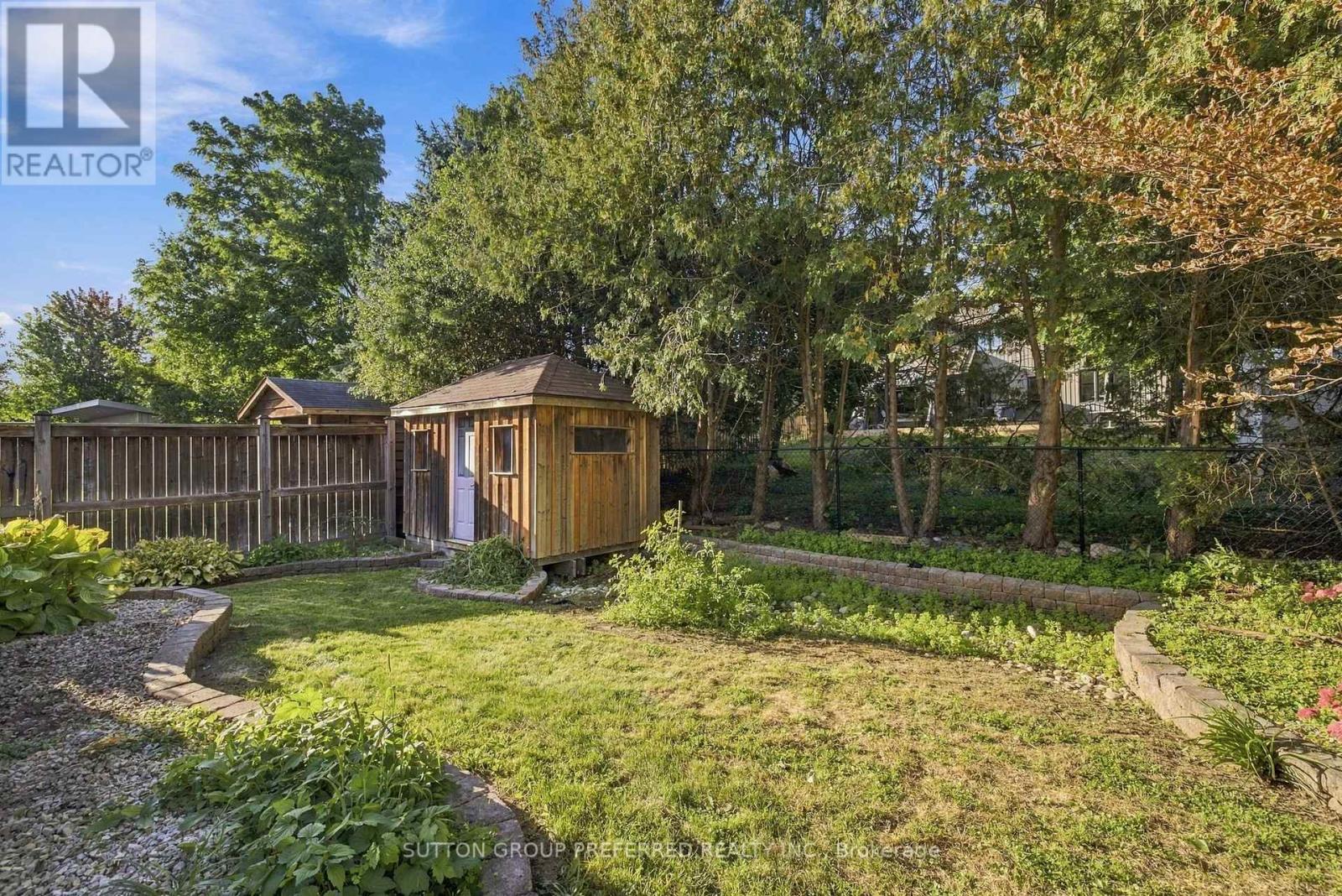 20 Turnberry Drive Property Photo 41