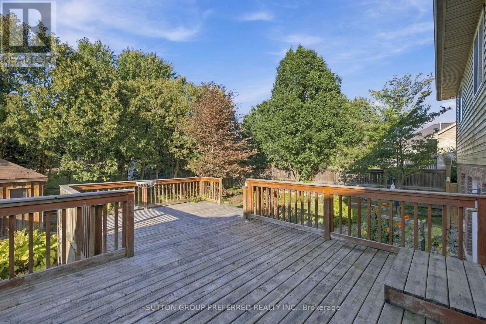 20 Turnberry Drive Property Photo 44