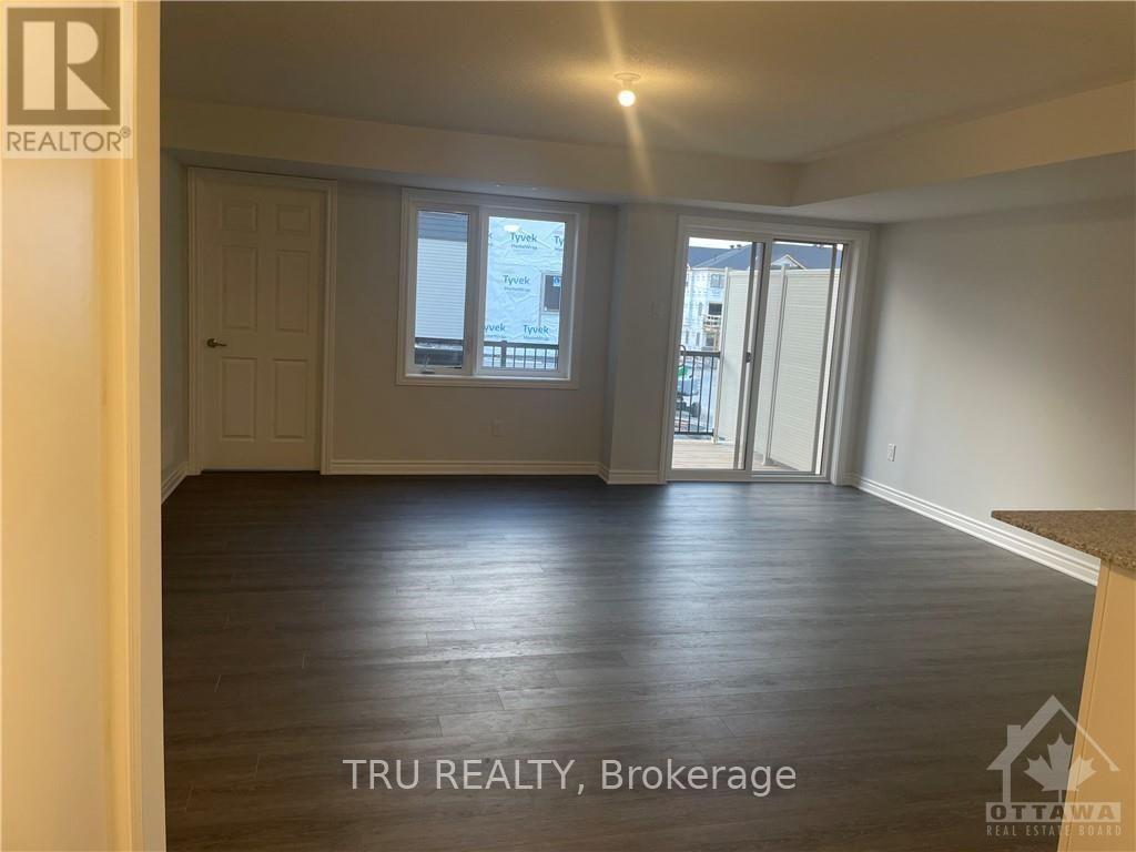 604 Lapland Terrace Property Photo 4