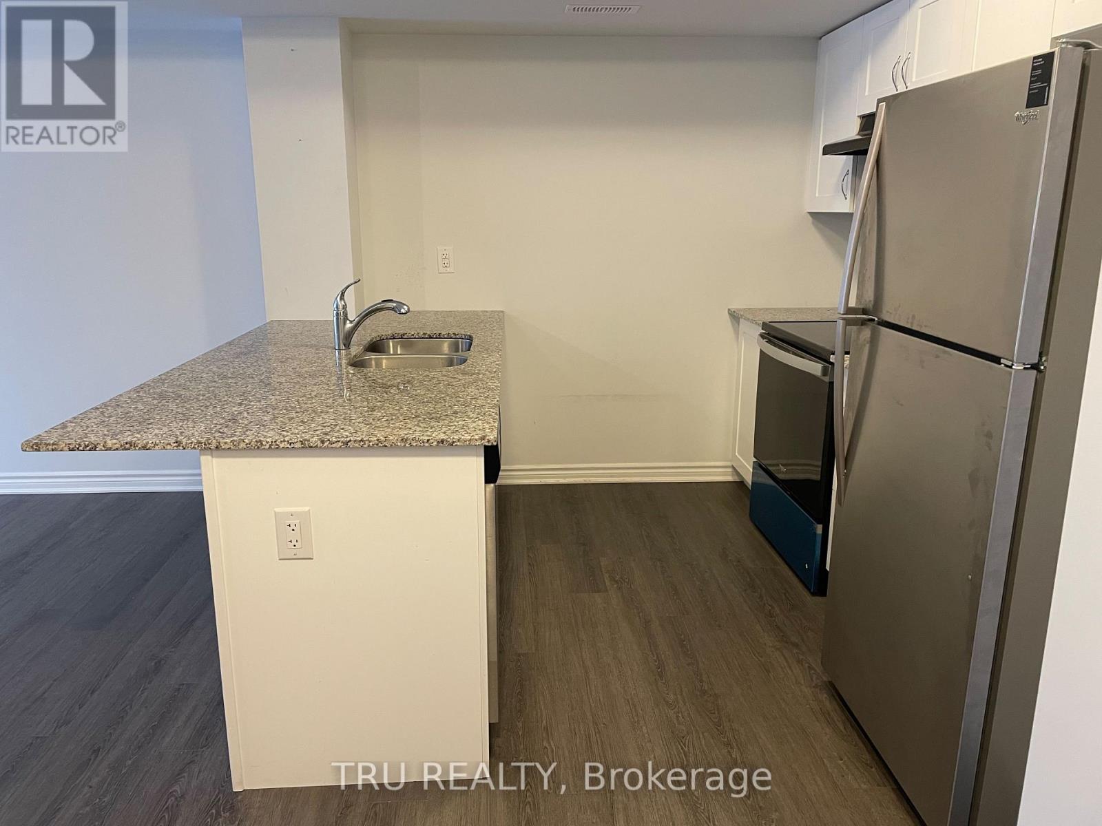 604 Lapland Terrace Property Photo 6