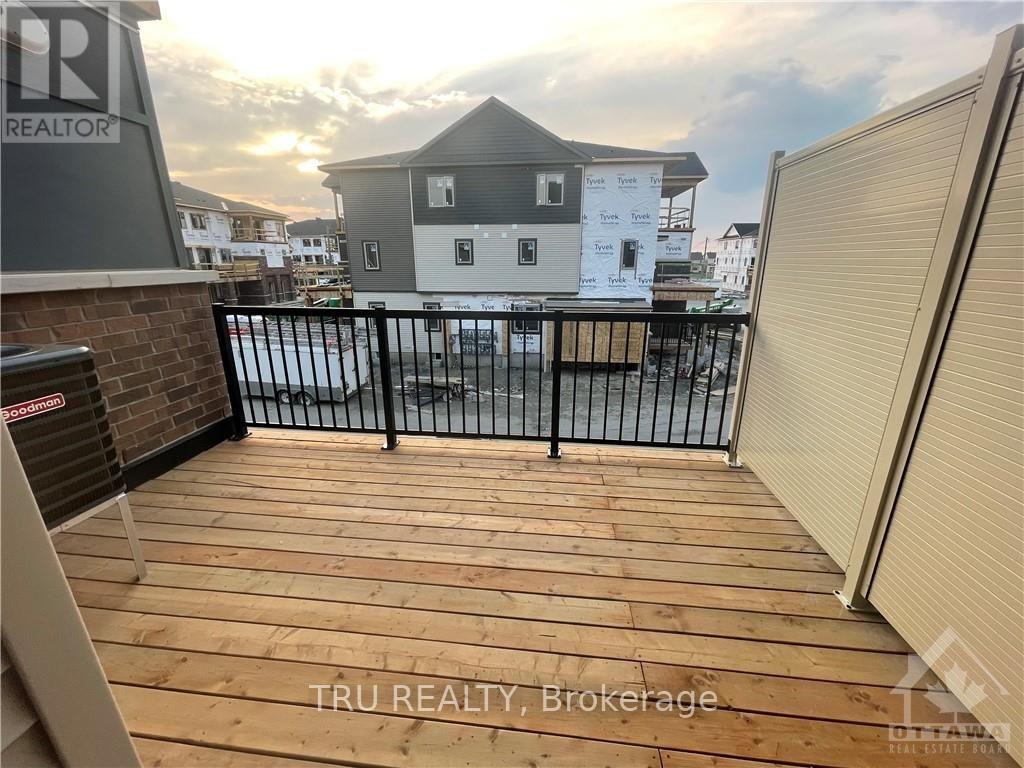 604 Lapland Terrace Property Photo 8