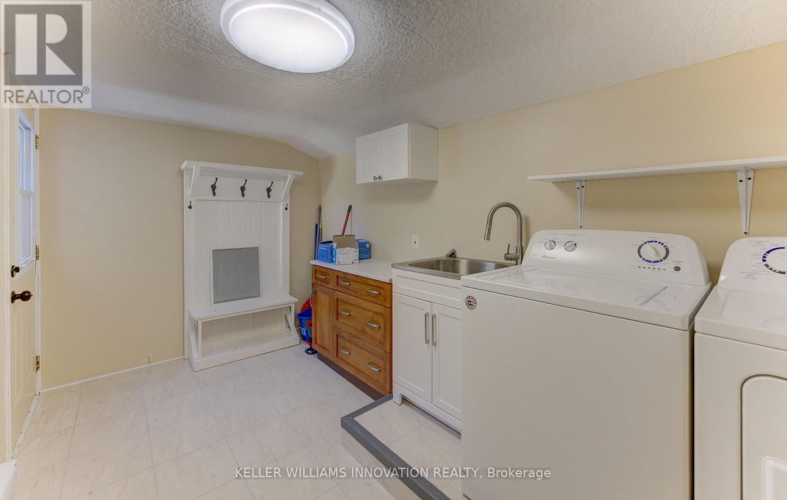 180 Hewat Street Property Photo 22