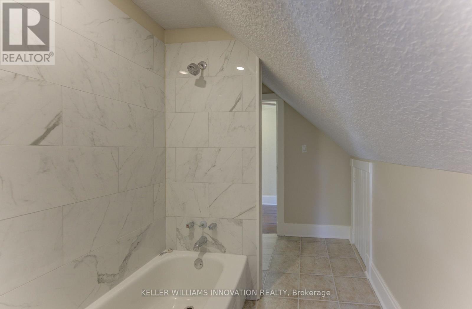 180 Hewat Street Property Photo 29