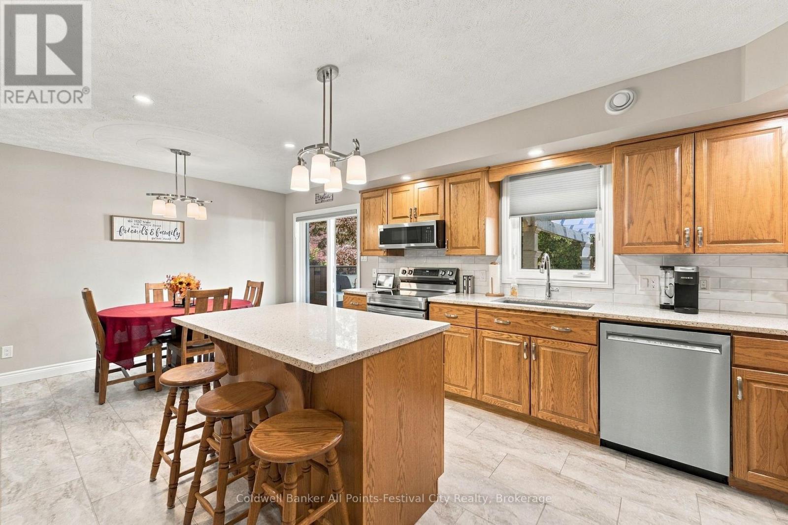 130 Brimicombe Crescent Property Photo 14