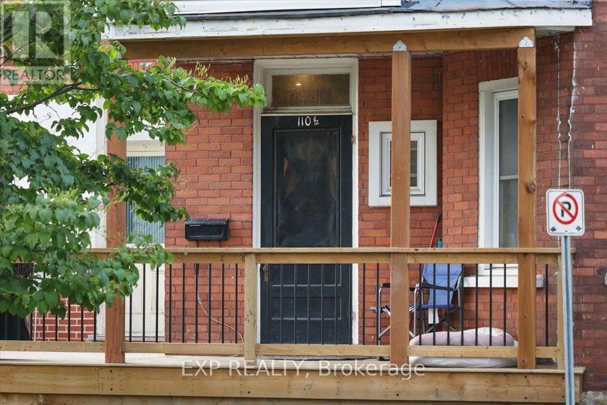 110 Chambers Street Property Photo 3